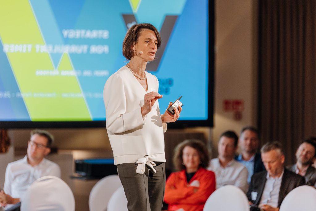 Carine Peeters, Full Professor Strategy & Innovation Vlerick Business School